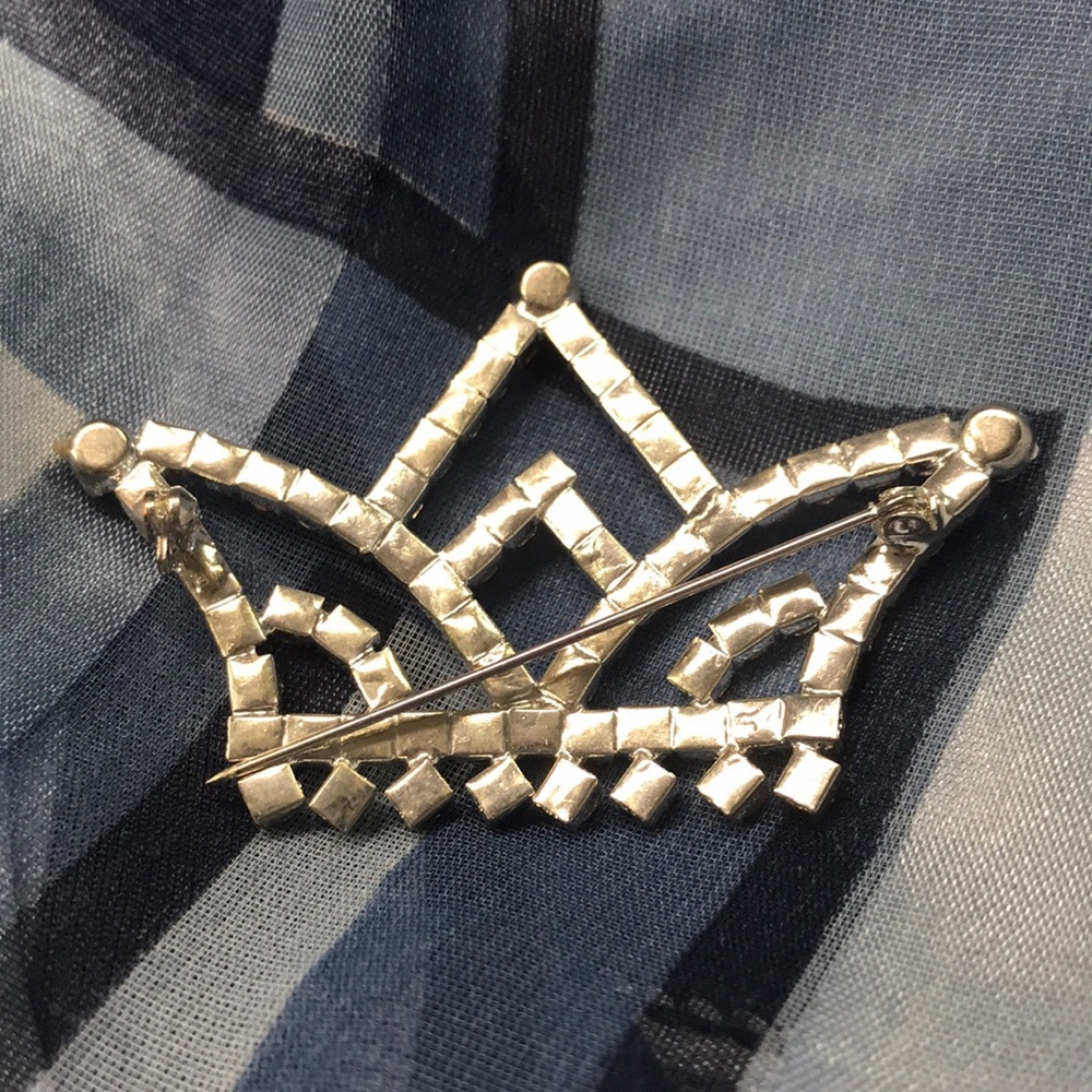 Pin - Picture 2 of 3